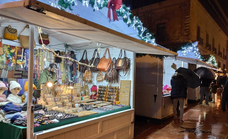 El gasto medio en Navidad en Catalunya fue de 610 euros, un 35% más que en 2021