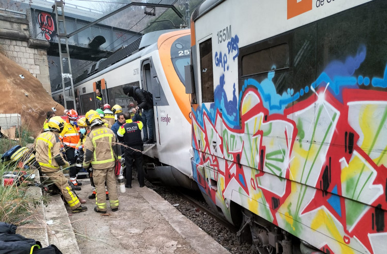 Restablecido el tráfico de trenes de las R4, R7 y R12 tras un choque entre dos trenes en la línea de Montcada i Reixac