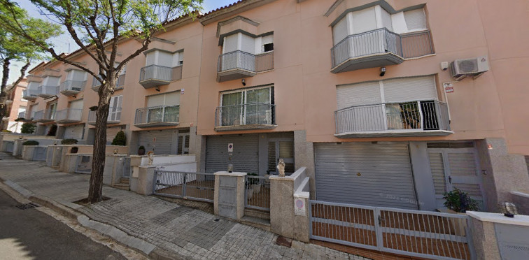 Vecinos de Mataró se organizan para expulsar a unos okupas