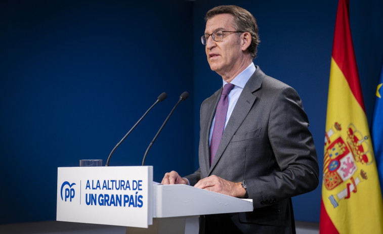 Feijóo pide disculpas a Macron por el desplante de Aragonès al himno