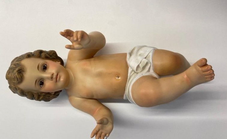 Devuelven en buen estado el niño Jesús robado del belén de Barberà del Vallès
