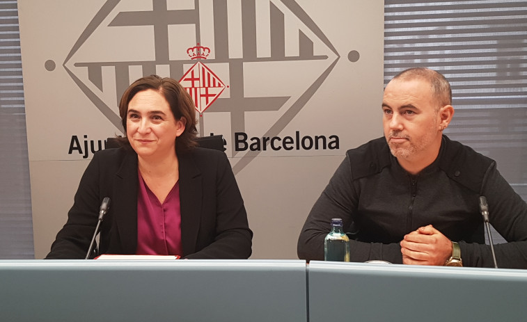 Eloi Badia y Laura Pérez abandonan a Ada Colau en sus elecciones más díficiles en Barcelona