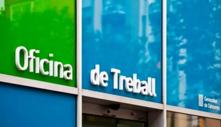 Ligera subida del paro, que supera los 2,9 millones de personas en España