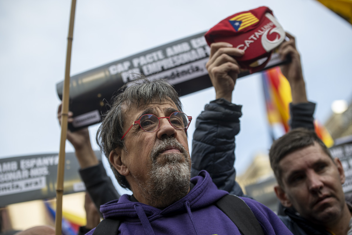 EuropaPress 4854983 activista jordi pesarrodona participa manifestacion anc contra reforma