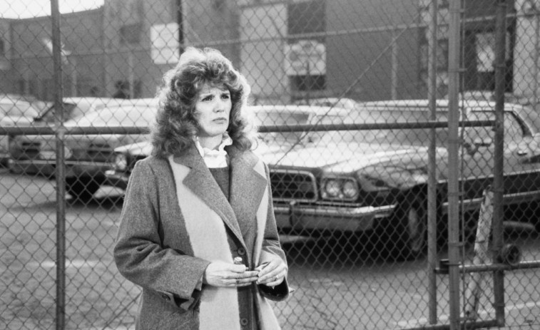 Fallece Barbara Bosson, la actriz eternamente recordada por su papel en 'Canción triste de Hill Street'