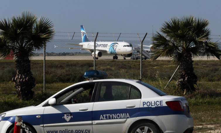 Detenido el secuestrador del avión de EgyptAir en Chipre