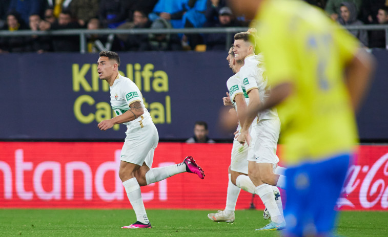 ¡Escándalo en LaLiga! El Cádiz solicita la suspensión provisional de la competición por un error arbitral