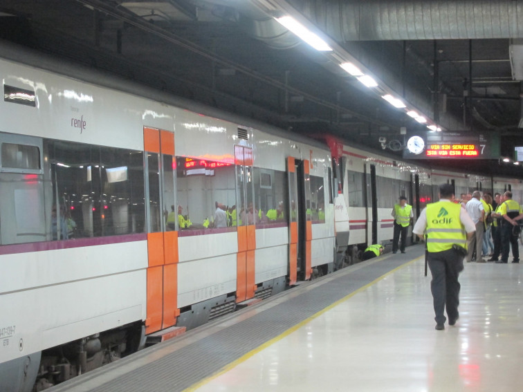 Descarrila un tren de Rodalies en la estación de La Sagrera de Barcelona