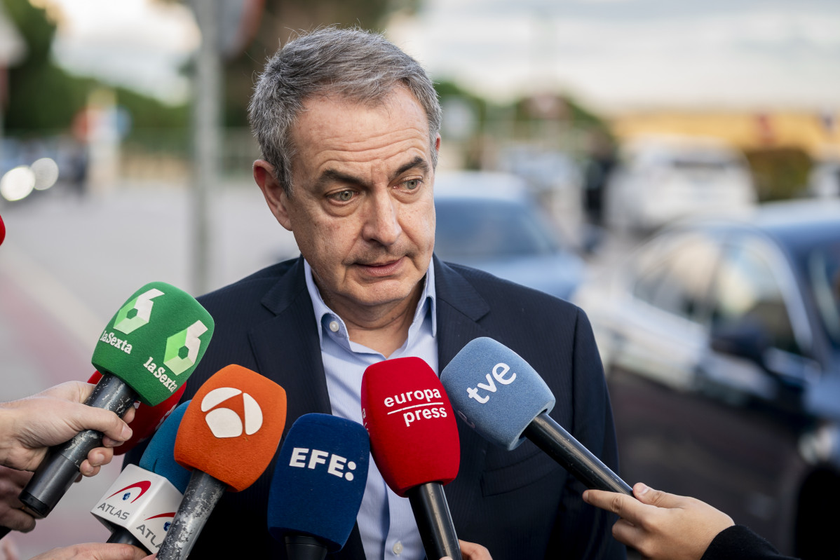 EuropaPress 5066079 exresidente gobierno jose luis rodriguez zapatero asiste capilla ardiente