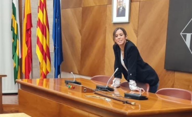 La alcaldesa de Sabadell cesa a un teniente de alcalde por presuntas amenazas y coacciones