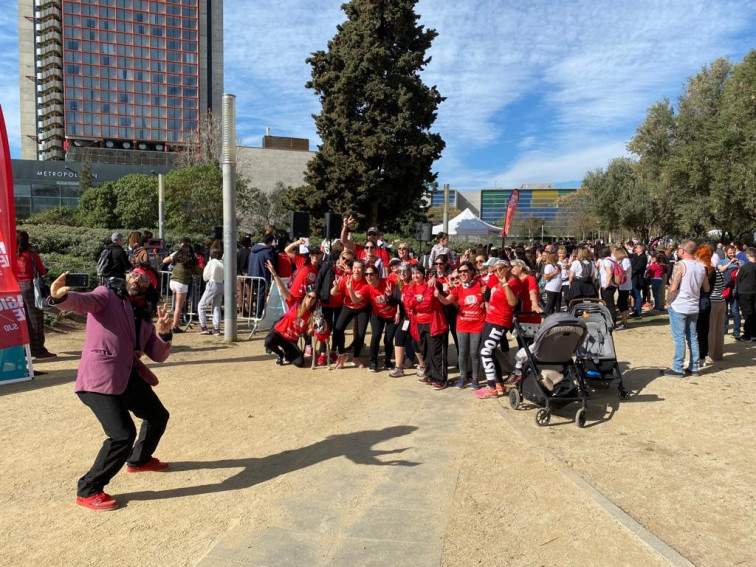 La caminata solidaria 'Magic Line' bate su récord de participación y captación