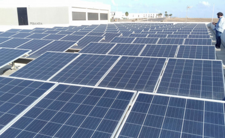Renfe adjudica la instalación de placas fotovoltaicas en Can Tunis