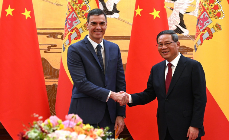 Sánchez se reúne con el primer ministro chino antes de verse con Xi Jinping para 