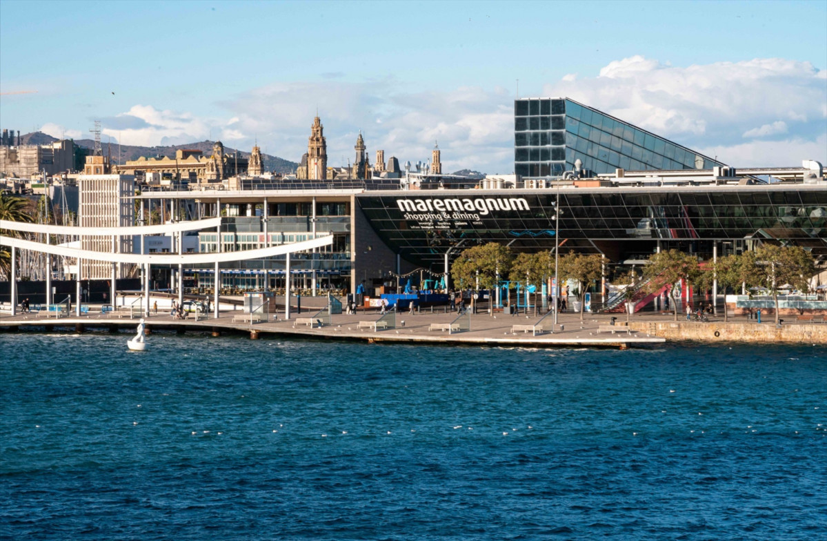 EuropaPress 4988399 centro comercial maremagnum barcelona