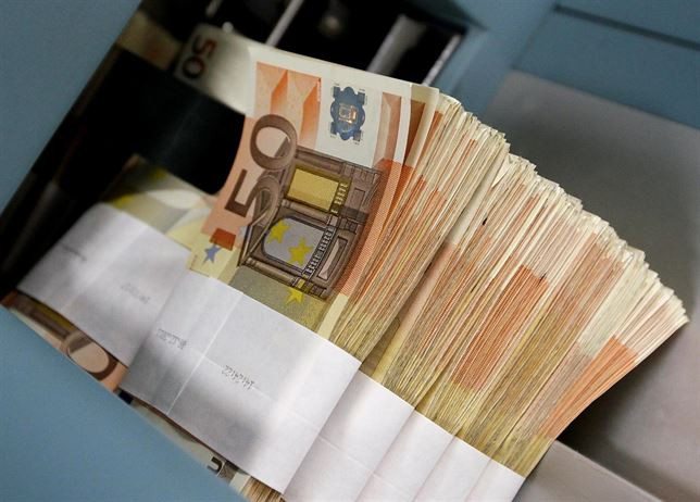 Dinero 1