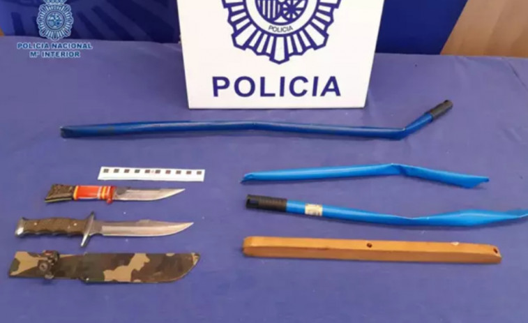 Detenidos 7 jóvenes, 3 de ellos menores, involucrados en una pelea con palos y cuchillos