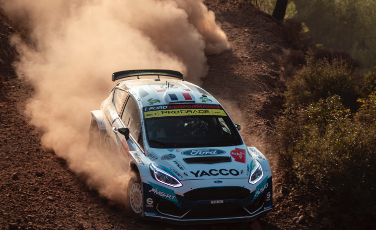 Un piloto de rally muere tras precipitarse por un barranco de 50 metros en una prueba en Ávila