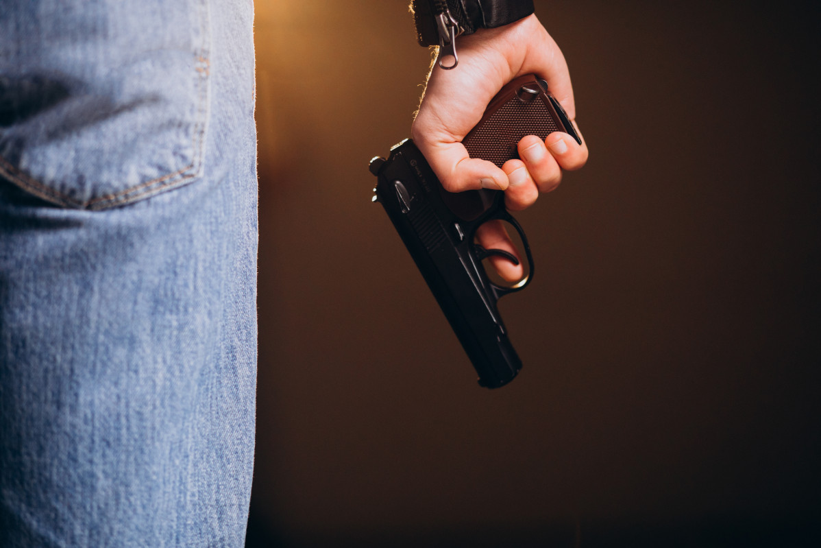 Catalunya press   pistola (2)