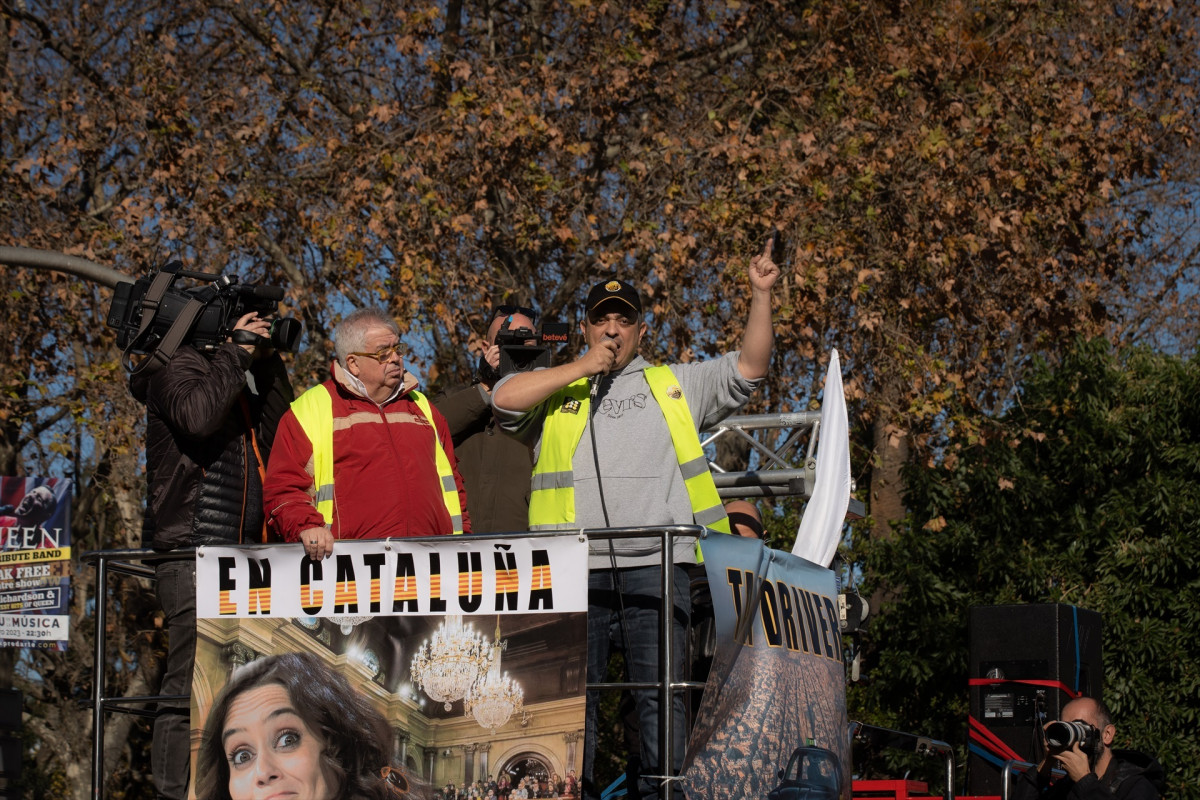 EuropaPress 4929554 portavoz elite taxi tito alvarez interviene movilizacion convocada elite
