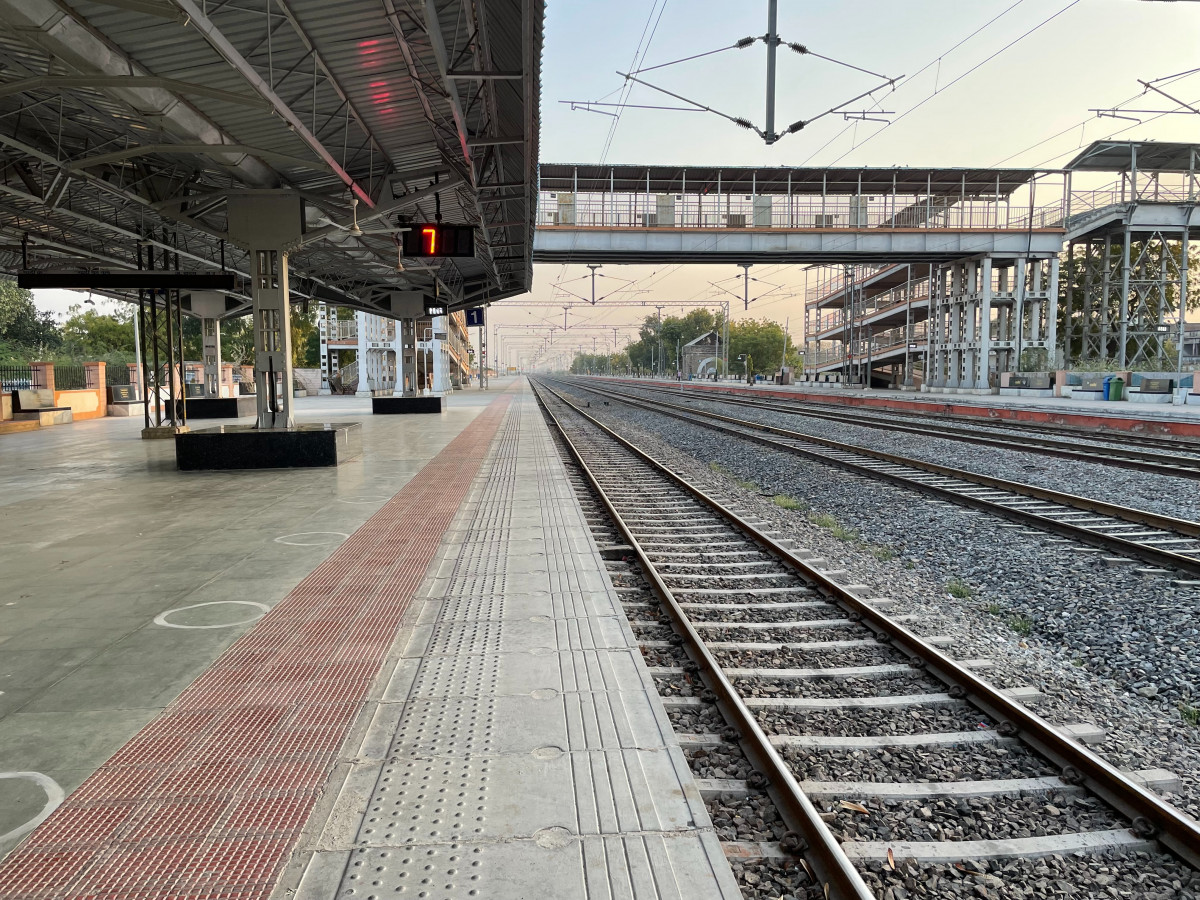 Jitu chauhan 2a6pTjr10BA unsplash (1)