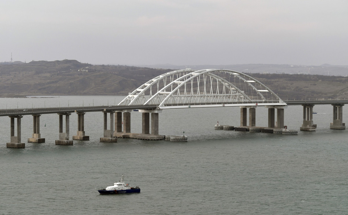Catalunya press    puente de Crimea