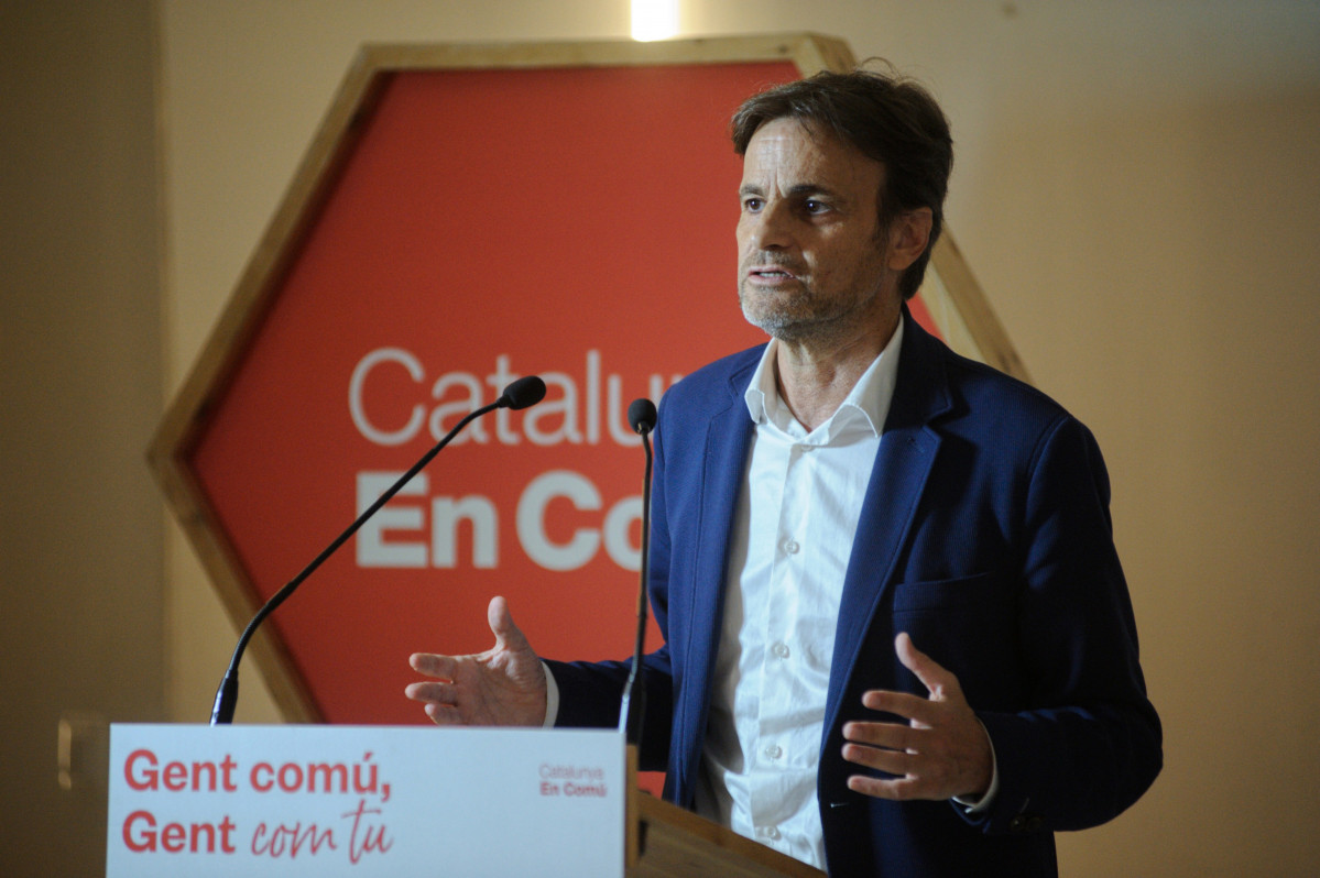 Archivo - El presidente de Unidas Podemos en el Congreso de los Diputados, Jaume Asens, interviene en el Consell Nacional de Catalunya en Comú, en la sede del partido, a 10 de junio de 2023, en Barce