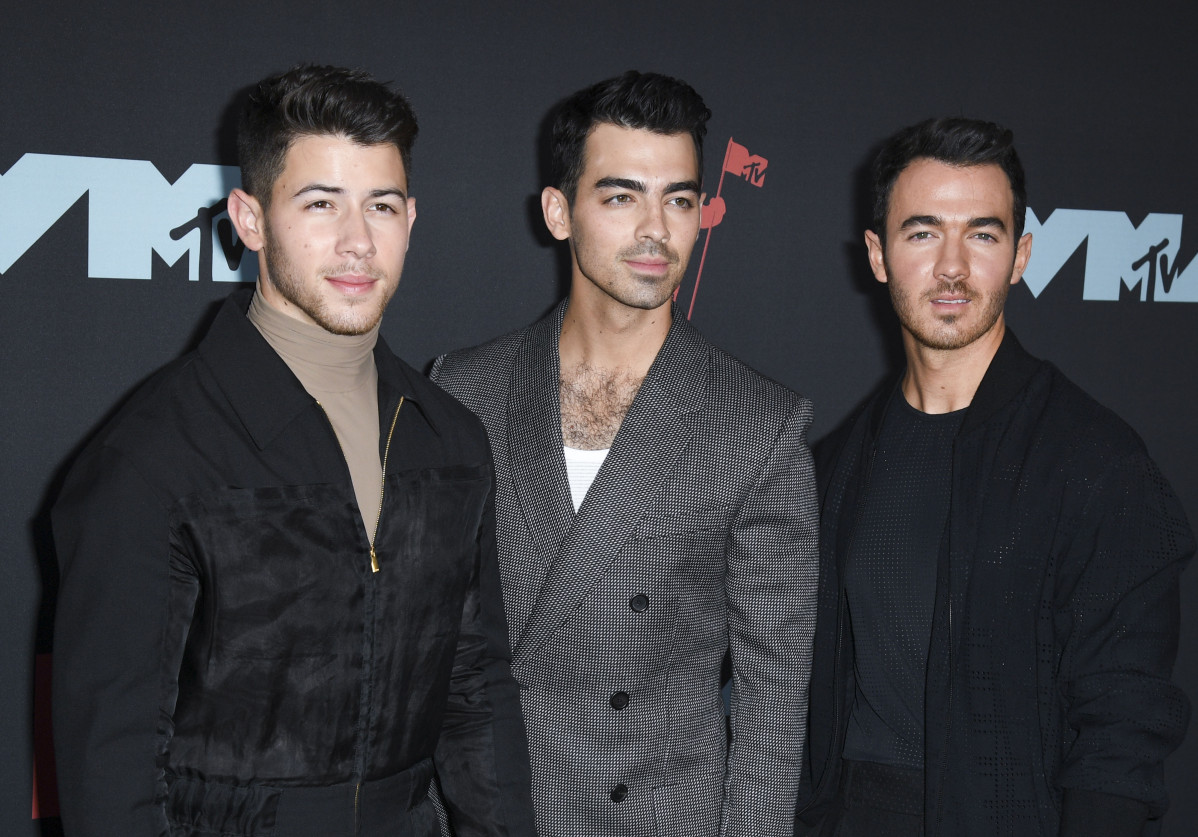 Catalunya press   jonas brothers