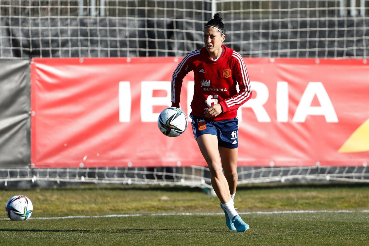 EuropaPress 4254024 jenni hermoso in action during the women football team of spain training