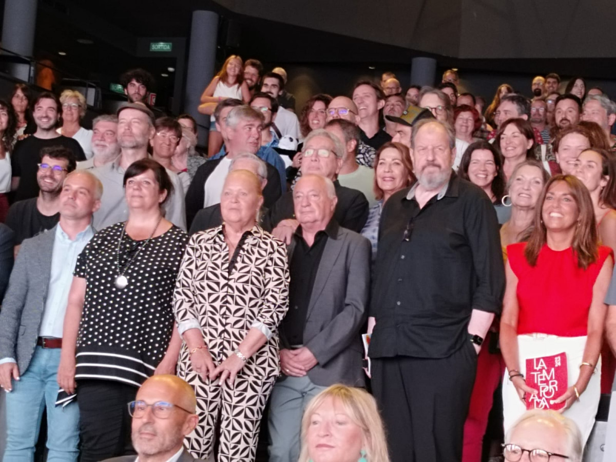 Teatro.Artistas y personal del grupo Focus en la presentación de la temporada