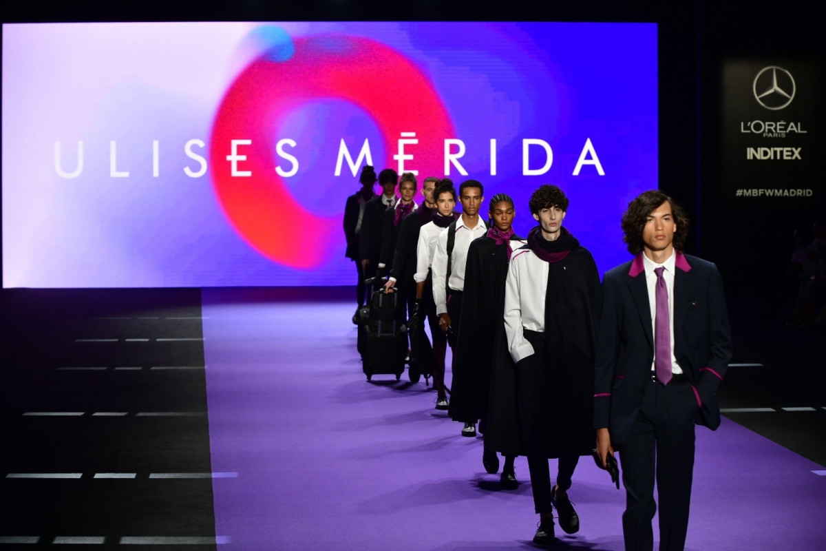 EuropaPress 5442909 renfe presenta nuevos uniformes llevaran parte trabajadores mercedes benz