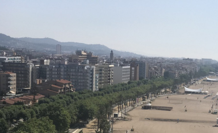 Los vecinos de Calella denuncian peleas, hurtos y acoso: los problemas de los trabajadores del Camp Nou