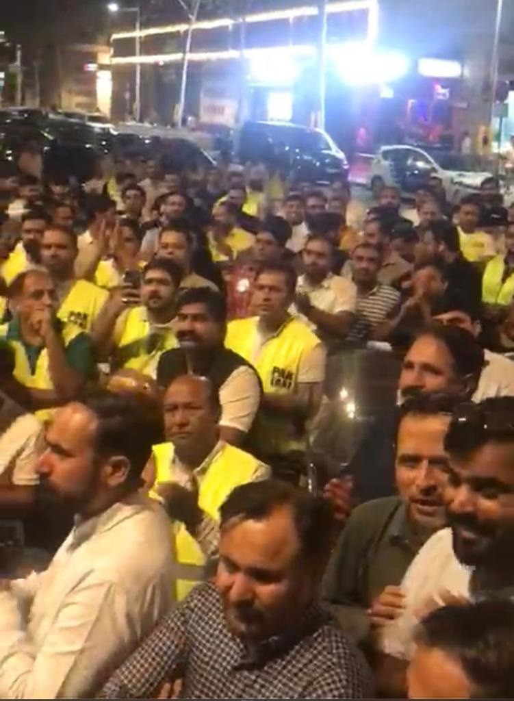 Taxistas protestan en Barcelona para pedir más seguridad en el sector