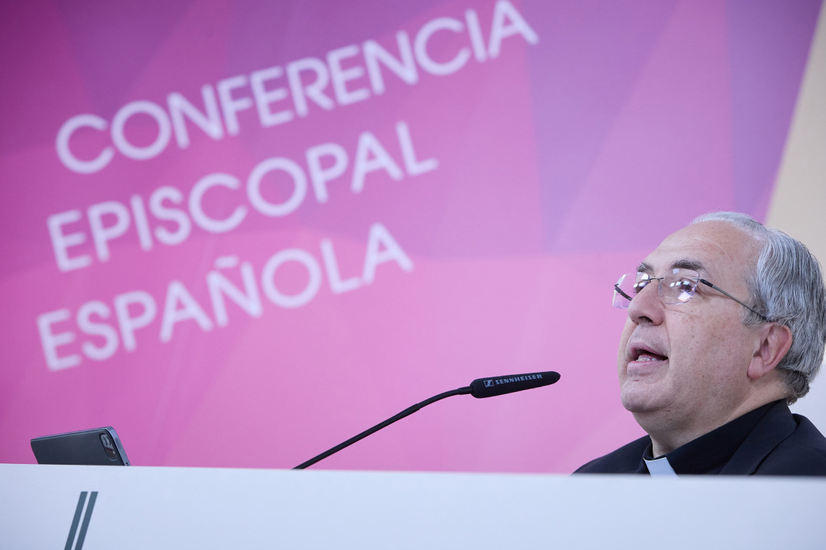 Archivo - El secretario general de la Conferencia Episcopal Española (CEE), Francisco César García Magán, a 21 de abril de 2023, en Madrid (España).