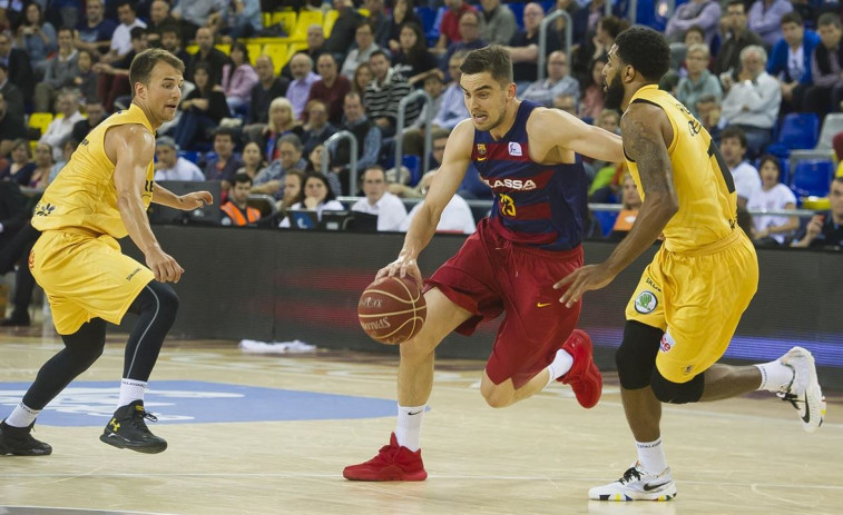 Navarro y Abrines sujetan el liderato del Barça
