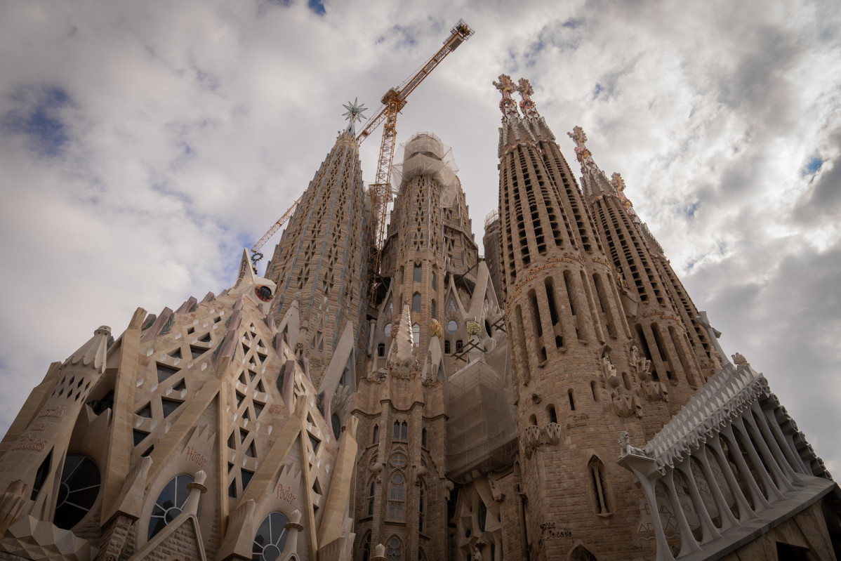 Archivo - Exterior de la basílica de la Sagrada Familia en una imagen de archivo.