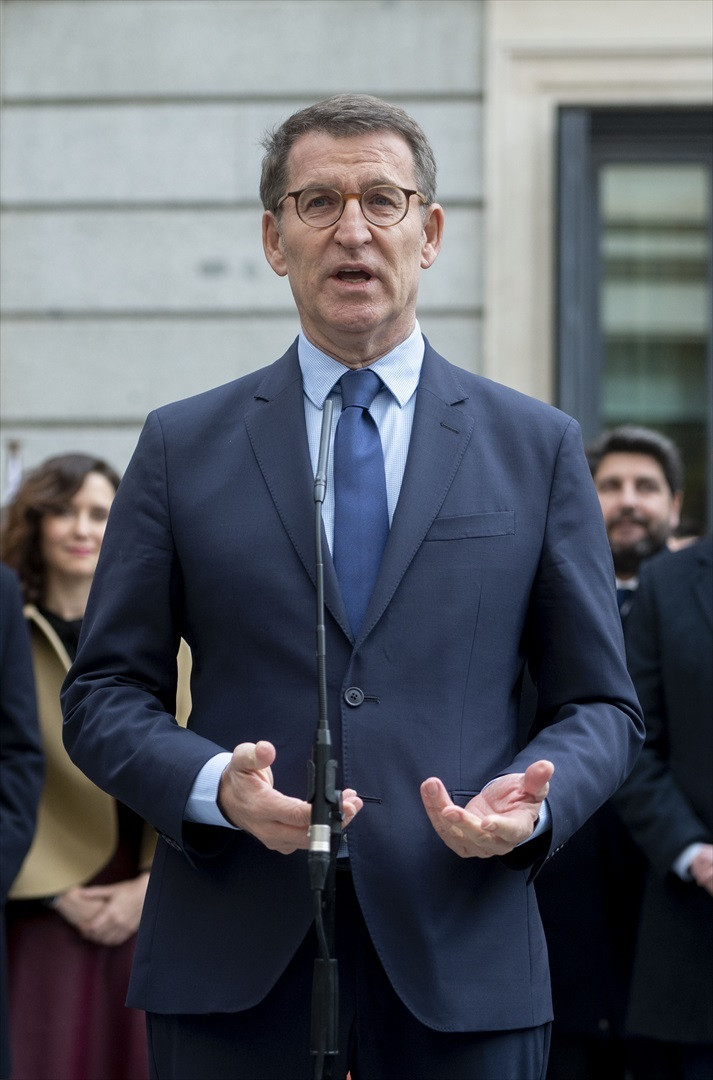 EuropaPress 5623241 presidente partido popular alberto nunez feijoo atiende medios llegada acto
