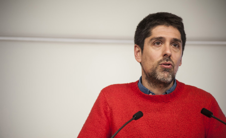 Comuns critica  las prioridades del Govern y el Partido Socialista