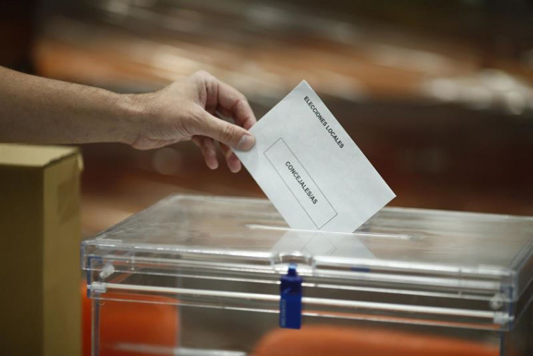 26J: La participación en Catalunya baja 3 puntos y aumenta el voto en blanco