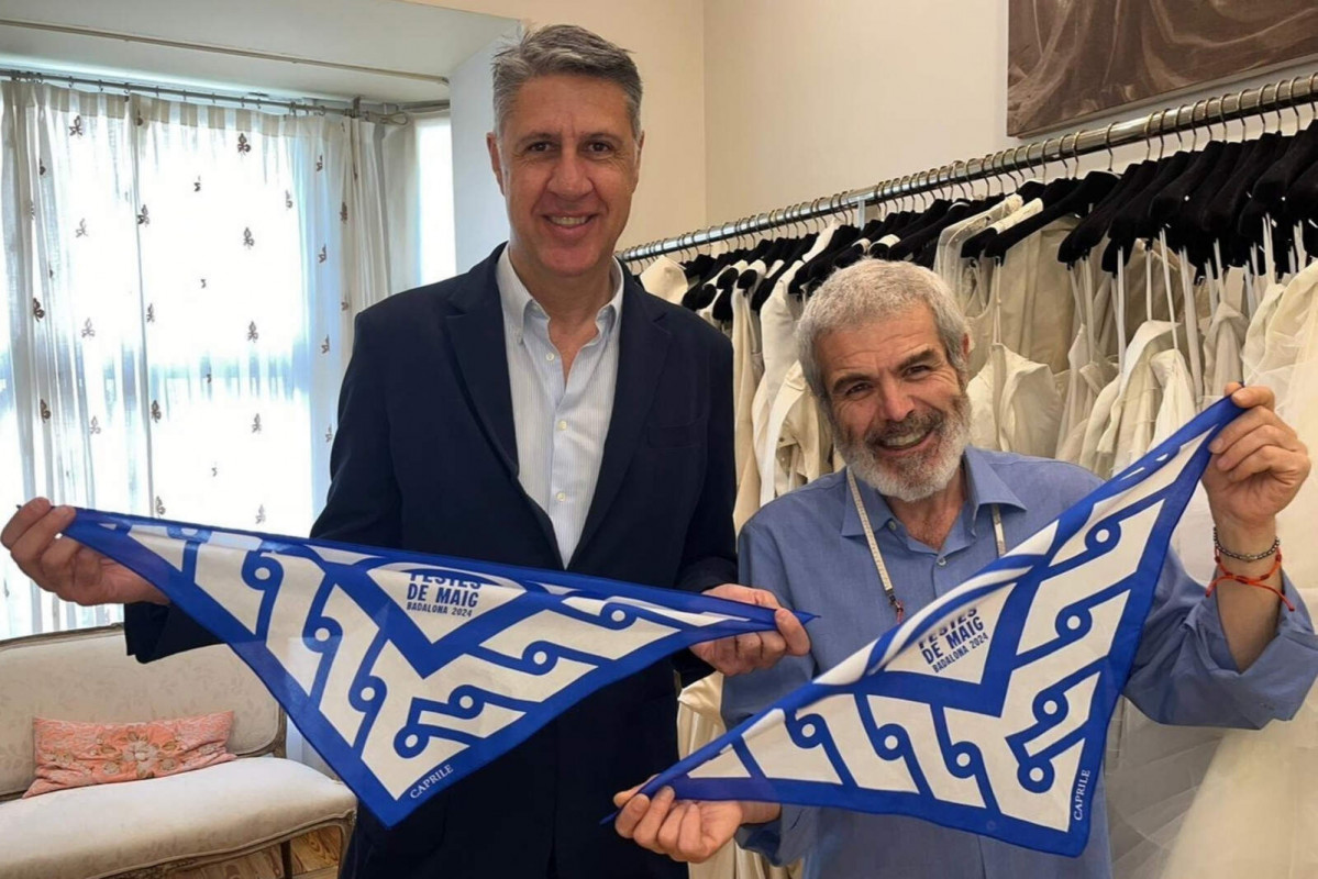 Europapress 5953003 alcalde badalona xavier garcia albiol modista alta costura lorenzo caprile 1600 1067