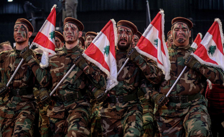 Hezbolá lanza una veintena de proyectiles contra posiciones militares israelíes