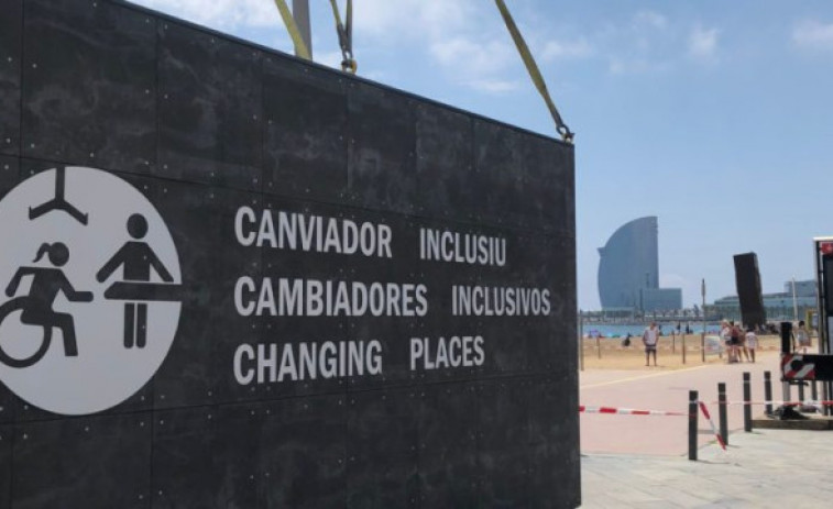 La Sindicatura de Greuges de Barcelona alerta sobre la falta de cambiadores inclusivos