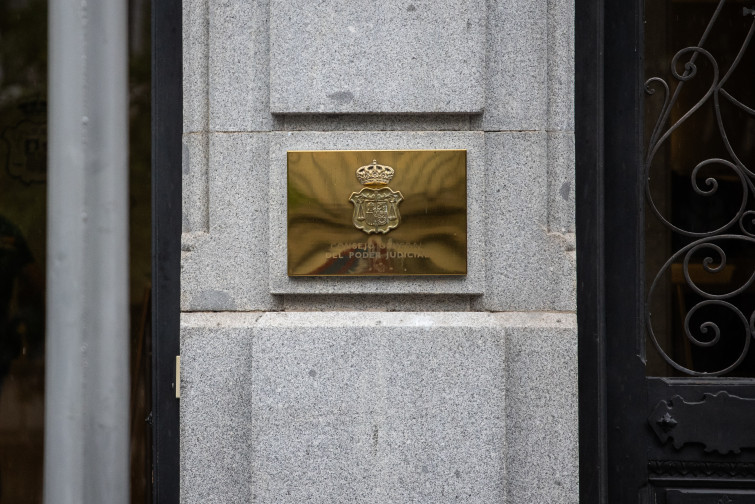 El CGPJ abre diligencias contra Peinado por dejar caducar una investigación sobre Okdiario