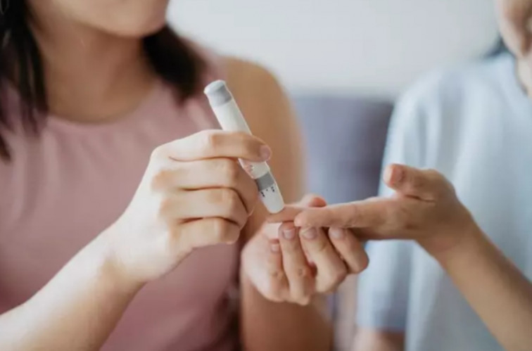 ¿De cuál de los dos progenitores es más probable heredar una diabetes tipo 1?