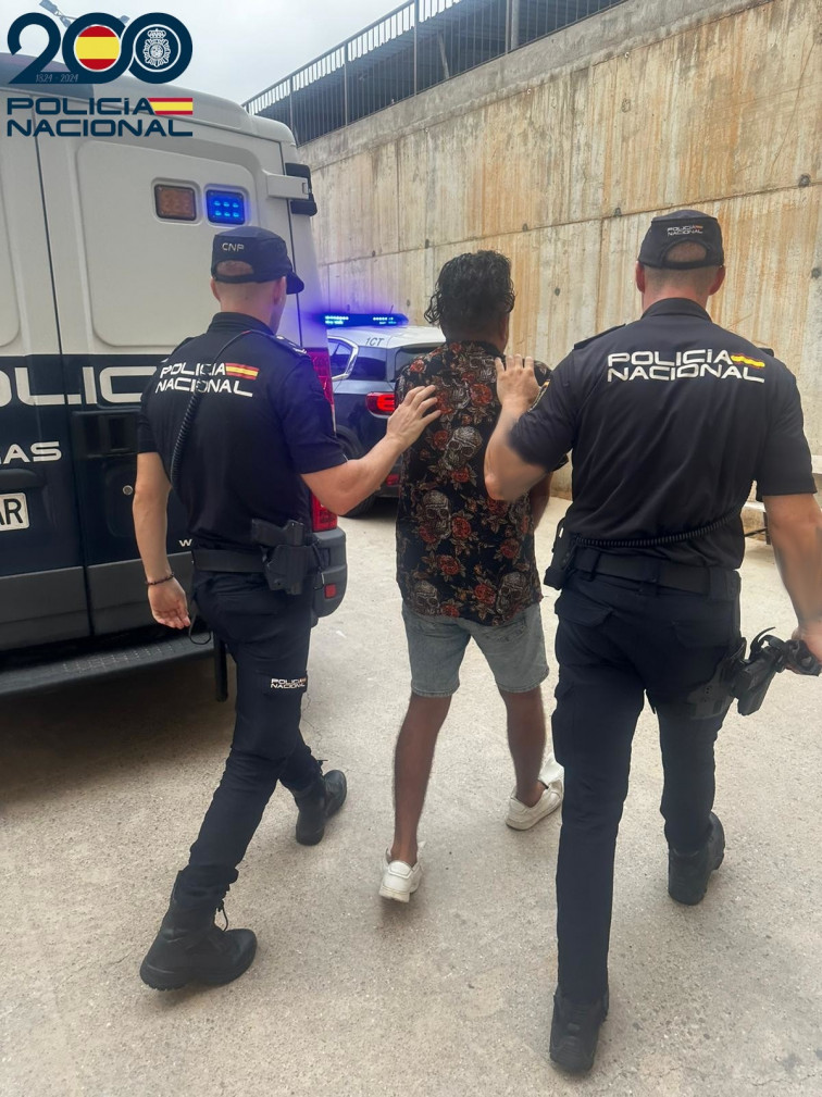 Detenido en Ibiza tras morder a su pareja en la cara y perder un diente