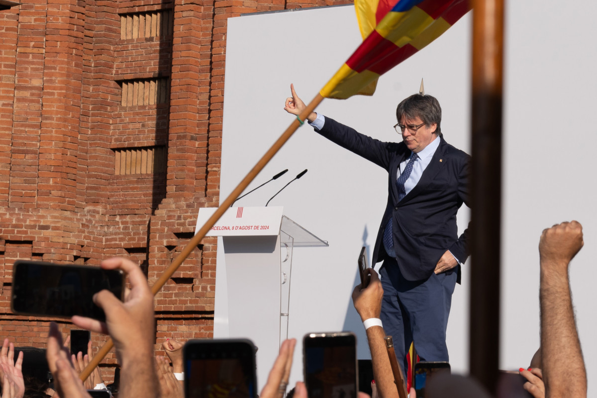 L'ex-president de la Generalitat de Catalunya Carles Puigdemont en l'acte de benvinguda