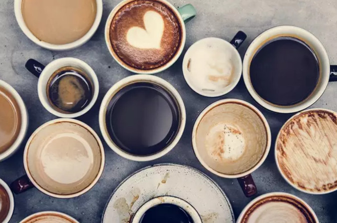La razón por la que se desaconseja beber café después de comer