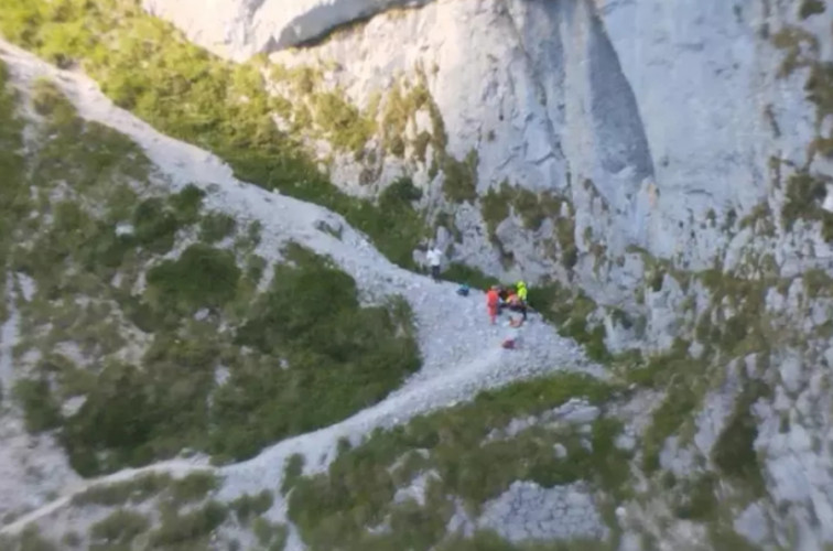 Rescatan a un montañero con síntomas de intoxicación alimentaria en los Picos de Europa