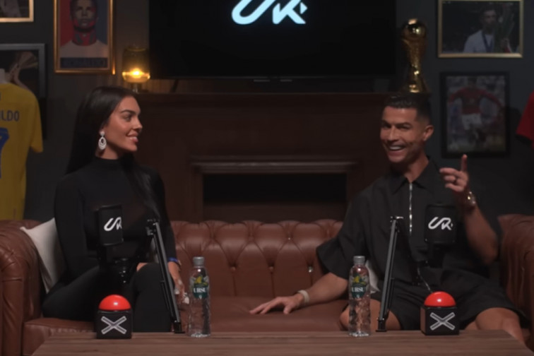 Cristiano y Georgina causan furor en el primer día como youtuber del futbolista