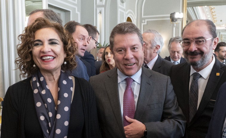 El PSOE celebra su Comité Federal más tenso: Page, Lambán, Asturias y Extremadura se oponen a Sánchez