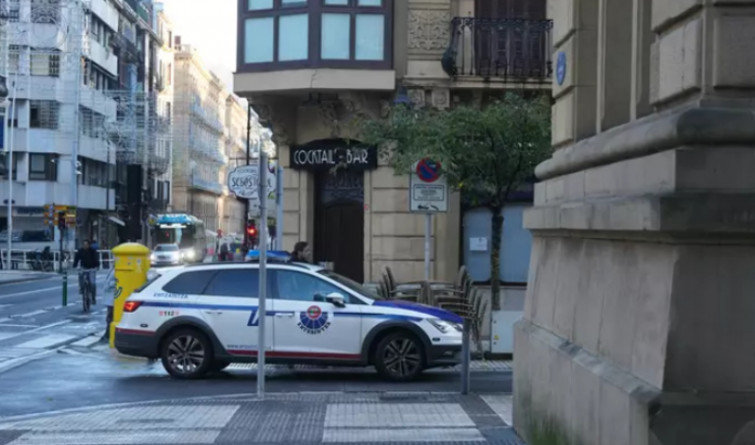Detenido un hombre por asesinar a puñaladas a su esposa en Bilbao